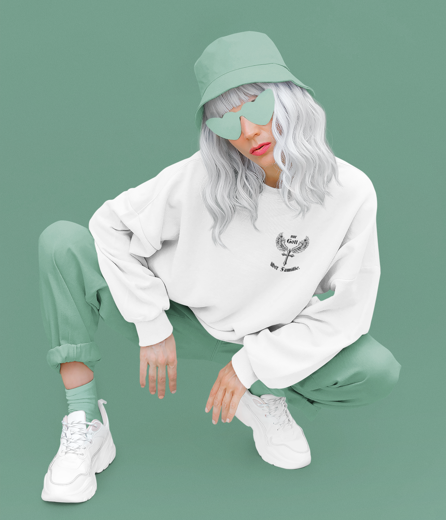 Damen Sweatshirt- Nur Gott über Familie